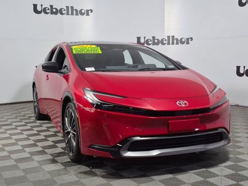 Used 2023 Toyota Prius XLE image 1