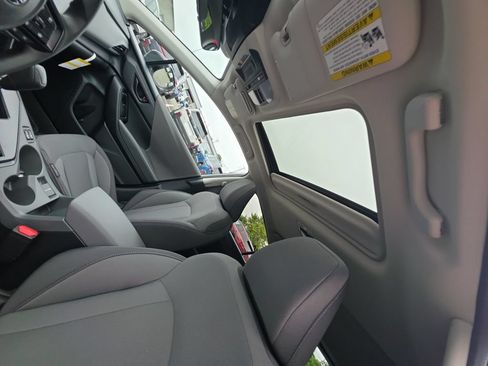 New 2026 Subaru Crosstrek 2.0i Premium AWD/4WD image 25