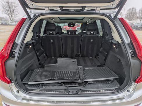 Used 2021 Volvo XC90 T6 Inscription w/ Advanced Package image 32