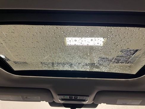 Used 2024 Nissan Pathfinder Platinum w/ Cargo Package image 3