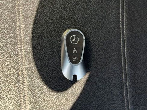 Used 2022 Mercedes-Benz C 300 4MATIC Sedan image 68