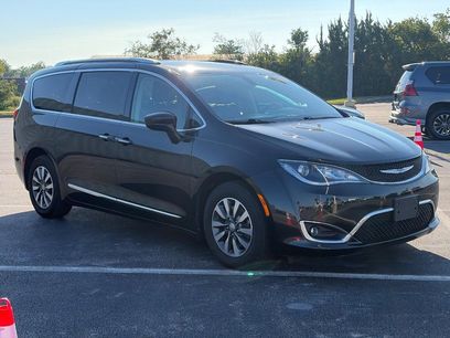 Used 2020 Chrysler Pacifica Touring-L Plus