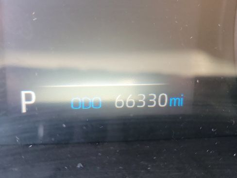 Used 2019 Toyota RAV4 XLE w/ Carpet Mat Package AWD/4WD image 21