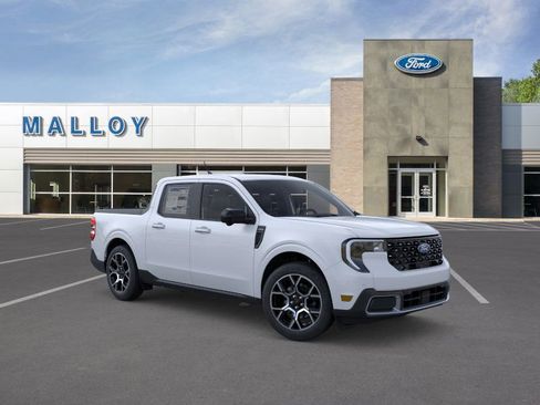 New 2026 Ford Maverick Lariat w/ 4K Tow Package image 7