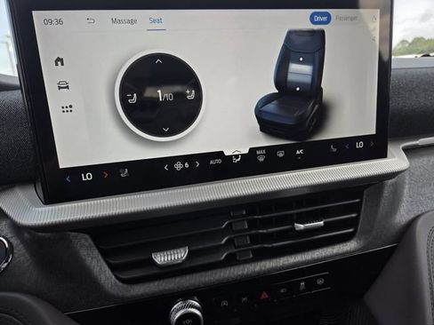 New 2026 Ford Explorer Platinum RWD image 8