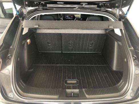 Used 2024 Chevrolet Trax LT w/ Driver Confidence Package image 10