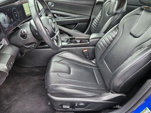Used 2024 Hyundai Elantra Limited FWD image 13
