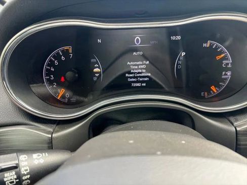 Certified 2021 Jeep Grand Cherokee Limited w/ Premium Lighting Group AWD/4WD image 56