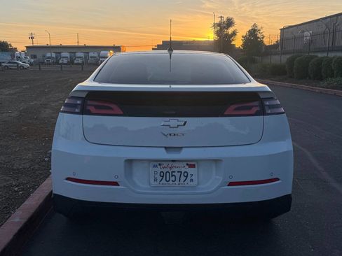 Used 2013 Chevrolet Volt Premium w/ Premium Trim Package image 6