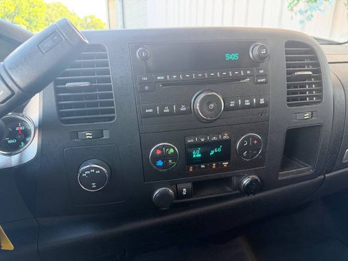 Used 2013 Chevrolet Silverado 1500 LT w/ All-Star Edition AWD/4WD image 27