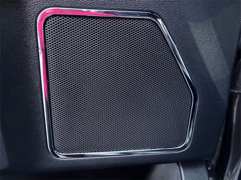 Used 2022 Ford F350 Lariat w/ Lariat Ultimate Package image 14