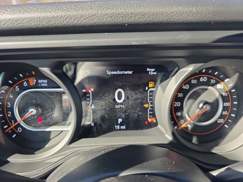 New 2026 Jeep Gladiator Willys AWD/4WD image 16