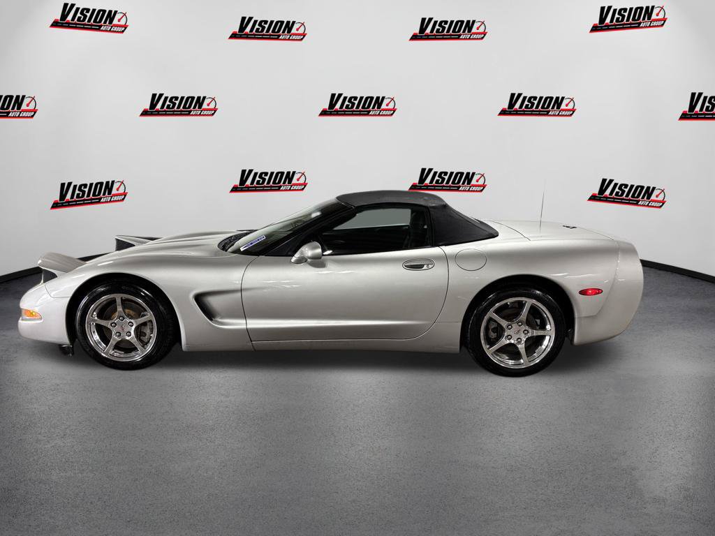 Used 2004 Chevrolet Corvette Convertible w/ Preferred Equipment Group RWD image 14