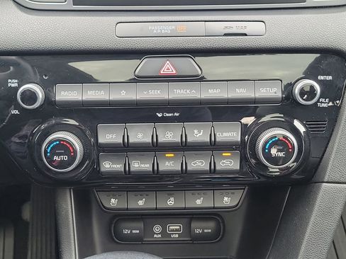 Used 2019 Kia Sportage EX w/ EX Technology Package image 32