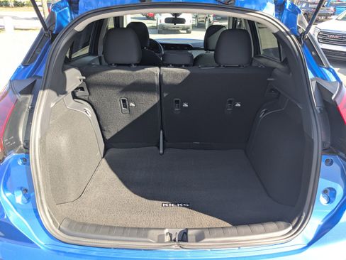 Used 2024 Nissan Kicks SV image 12