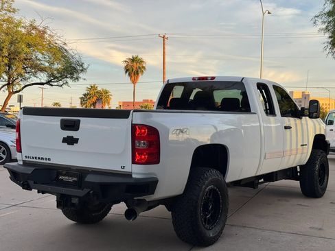 Used 2013 Chevrolet Silverado 2500 LT w/ Interior Plus Package AWD/4WD image 6