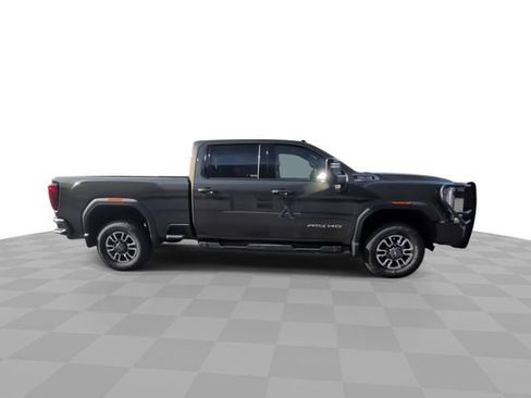Used 2022 GMC Sierra 2500 AT4 w/ AT4 Preferred Package image 9