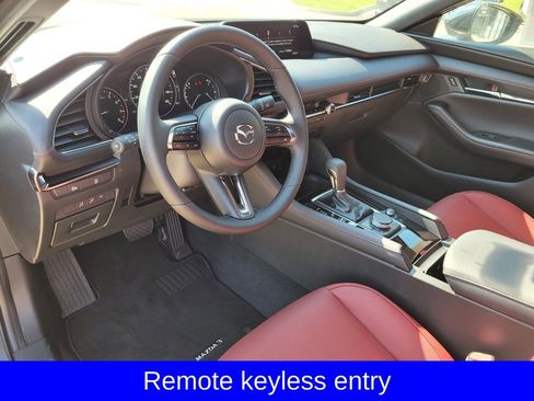 Used 2025 MAZDA MAZDA3 Carbon image 4
