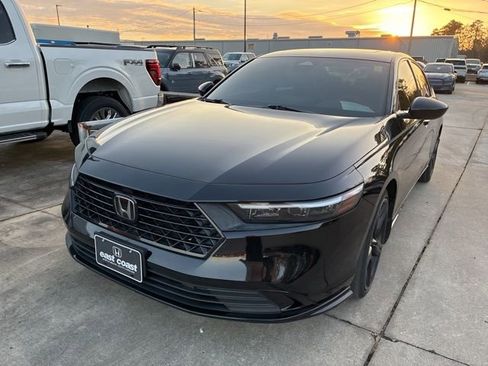 Used 2023 Honda Accord Sport image 6