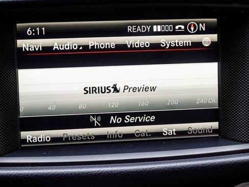 Used 2014 Mercedes-Benz SL 550 image 24