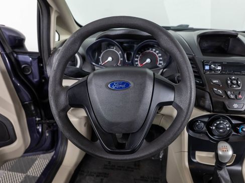 Used 2012 Ford Fiesta S image 27