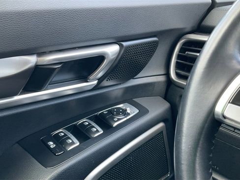 Used 2023 Kia Telluride S image 18