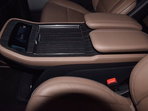 Certified 2025 Lincoln Navigator Black Label image 20