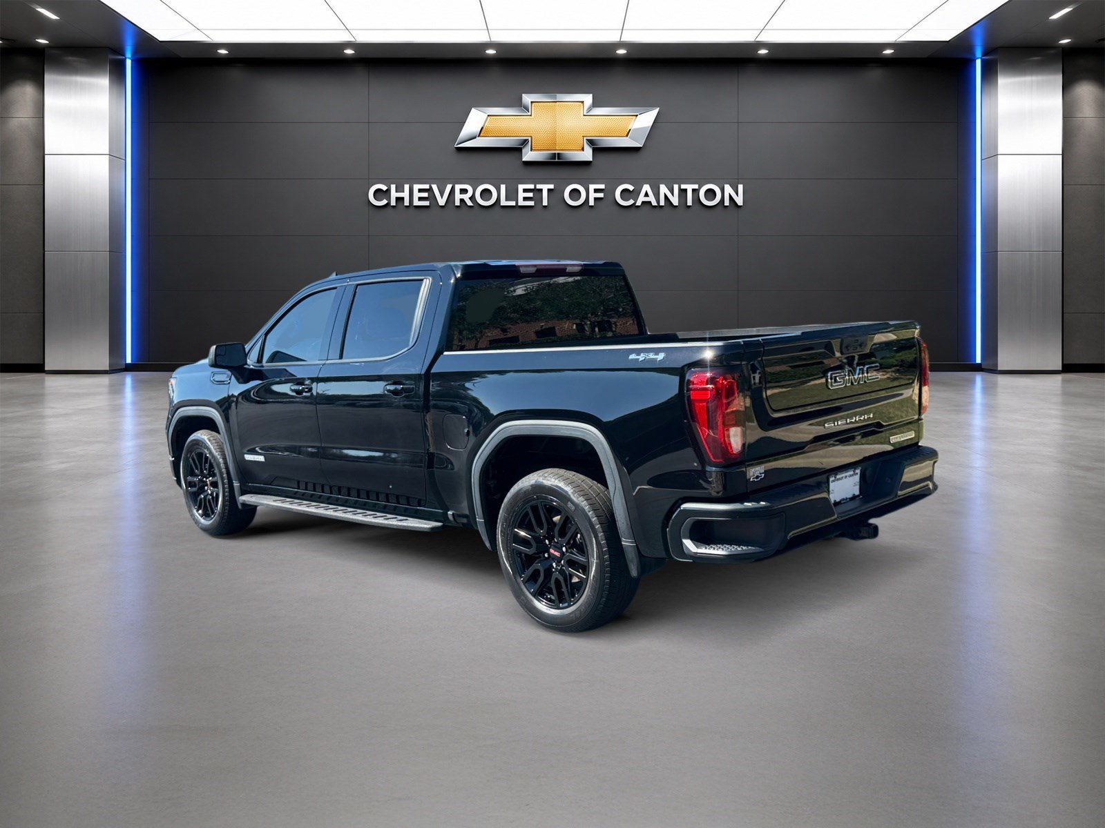 Used 2023 GMC Sierra 1500 Elevation AWD/4WD image 7