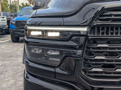 New 2026 RAM 2500 Limited AWD/4WD image 9