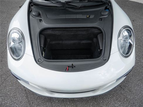 Certified 2017 Porsche 911 Carrera 4S AWD/4WD image 25
