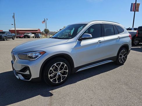 Used 2021 BMW X1 xDrive28i w/ Convenience Package image 2