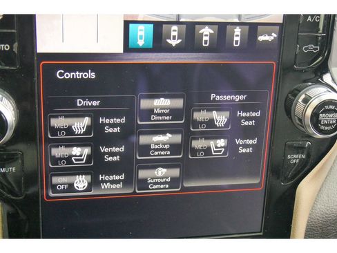 Used 2019 RAM 1500 Laramie image 30