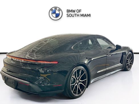 Used 2023 Porsche Taycan w/ Premium Package image 7