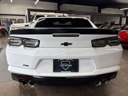 Used 2019 Chevrolet Camaro LT image 9