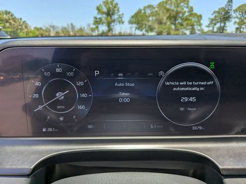 Certified 2025 Kia Seltos EX AWD/4WD image 36