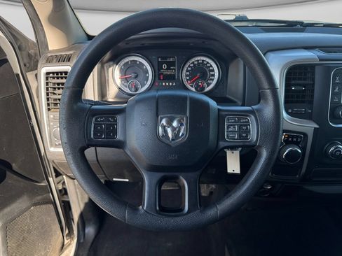 Used 2020 RAM 1500 Classic SLT RWD image 18