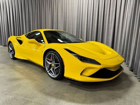 Used 2020 Ferrari F8 Tributo RWD image 1