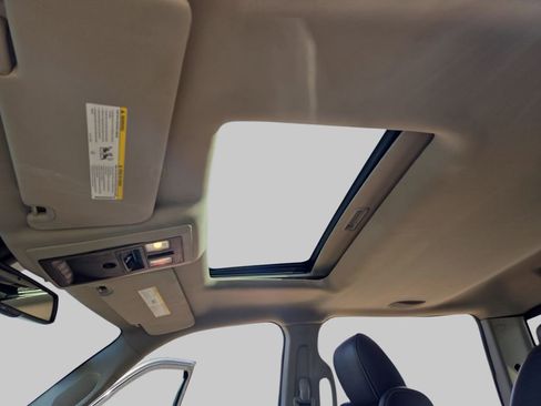 Used 2016 RAM 2500 Laramie w/ Convenience Group image 30