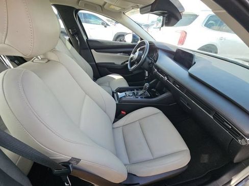 Used 2025 MAZDA MAZDA3 s FWD image 9