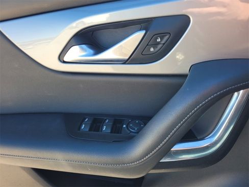 Used 2020 Chevrolet Blazer LT image 22