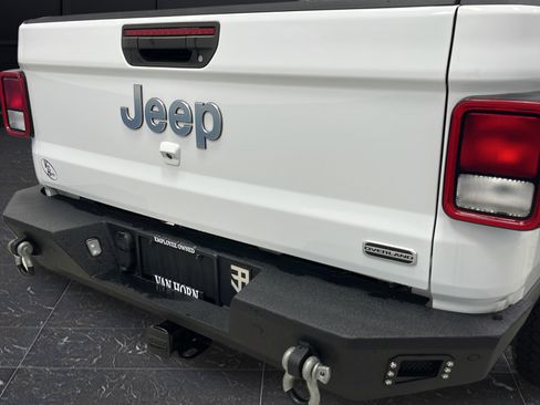 Used 2022 Jeep Gladiator Overland w/ Popular Equipment Package AWD/4WD image 37