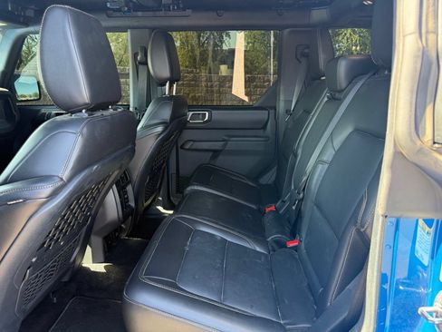 Used 2025 Ford Bronco Badlands AWD/4WD image 10