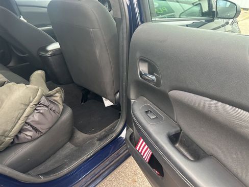 Used 2013 Dodge Avenger SE image 13