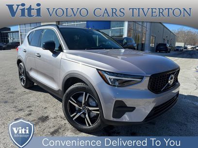 New 2026 Volvo XC40 B5 Core w/ Protection Package Premier