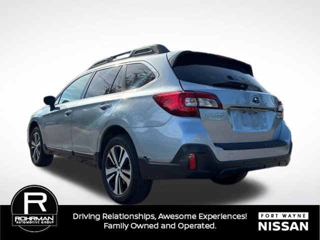 Used 2019 Subaru Outback 2.5i Limited AWD/4WD image 3