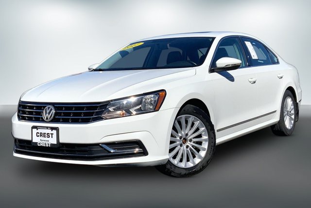 Used 2017 Volkswagen Passat 1.8T SE FWD image 12