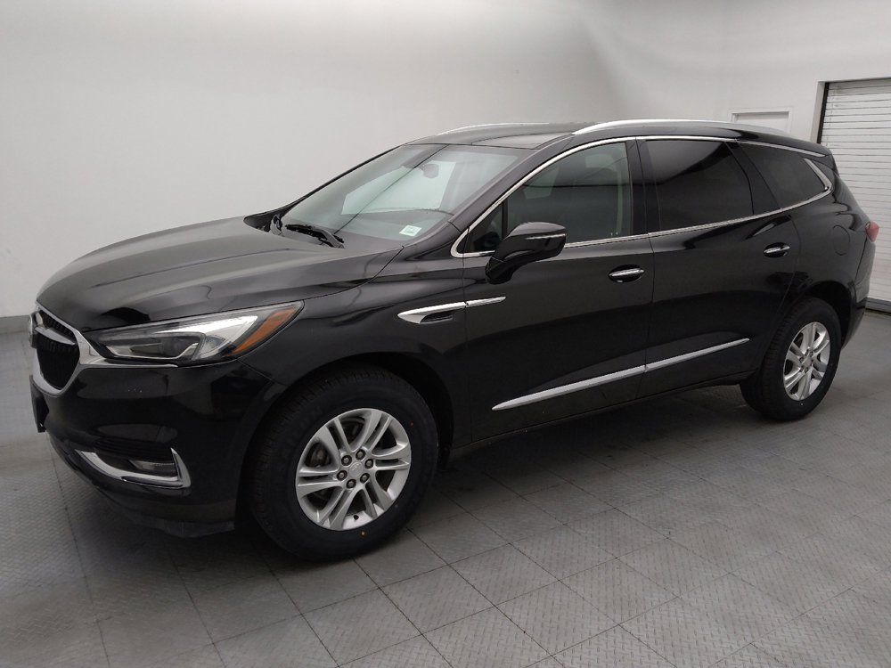 Used 2018 Buick Enclave Essence FWD image 2