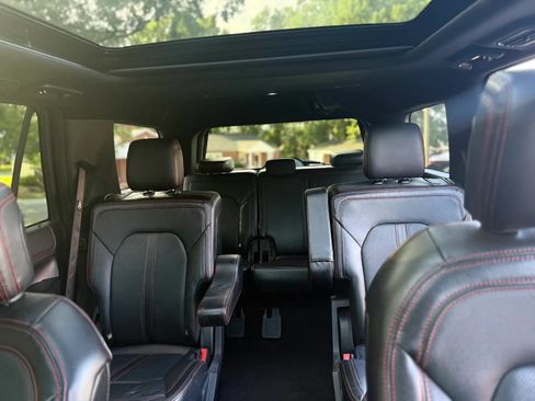Used 2019 Ford Expedition Limited w/ Equipment Group 303A RWD image 13