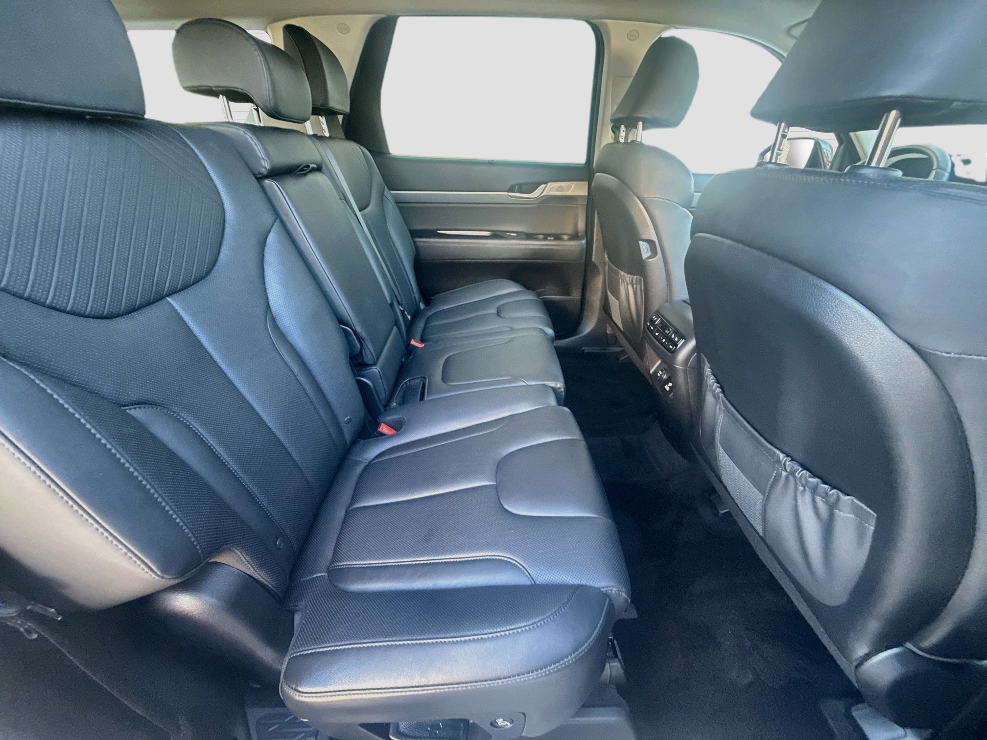 Used 2024 Hyundai Palisade SEL FWD image 26