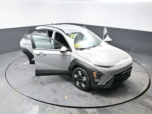 Used 2024 Hyundai Kona SEL image 54